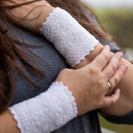 Sniegbalti maucīši