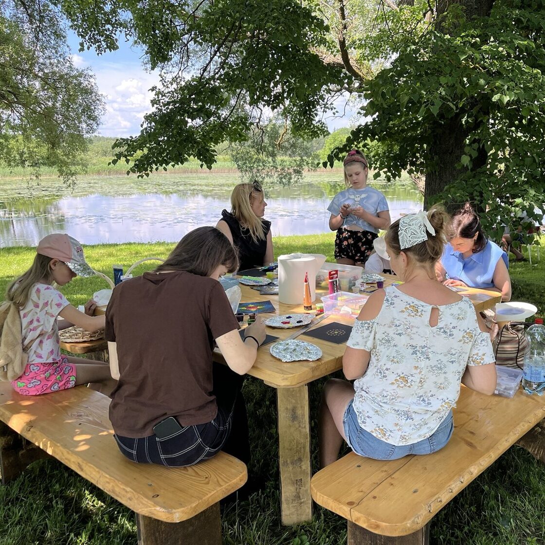 Mandalu meistarklase brīvā dabā